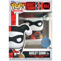 Фигурка Funko POP! Heroes. Harley Quinn 30: Harley Quinn with cards