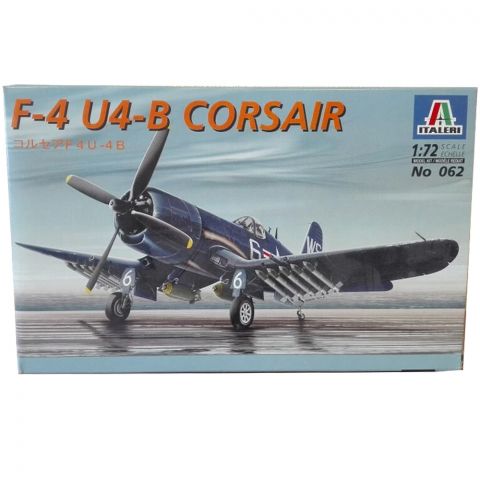 Истребитель F 4U-4B Corsair (1:72)