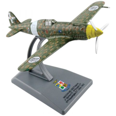 Истребитель Macchi MC.202 Folgore (1:100)