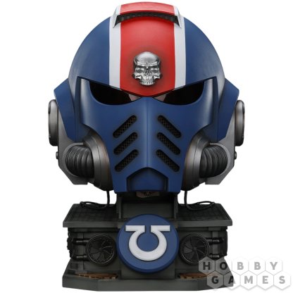 Фигурка JoyToy. Space Marine 2: Ultramarines Lieutenant Titus&#039; MKX Helmet &amp; Display Stand