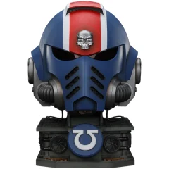 Фигурка JoyToy. Space Marine 2: Ultramarines Lieutenant Titus' MKX Helmet & Display Stand
