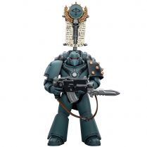 Фигурка JoyToy. Warhammer 30,000: Sons of Horus. MKVI Tactical Squad. Legionary with Legion Vexilla
