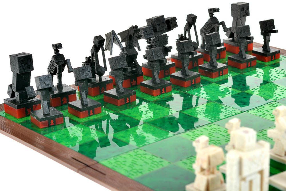 Настольная игра The Noble Collection Chess set: Minecraft Бука419 - фото 7