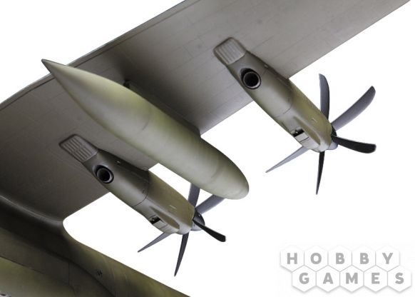 Американский военно-транспортный самолет С-130J-30 фото 6